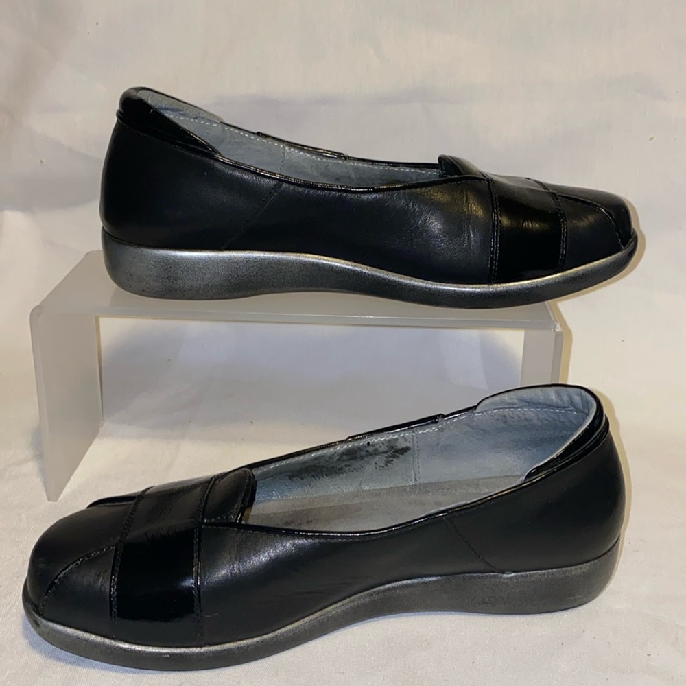 Women's Naot Miro Black Shoes size      EU 36 US 5.5